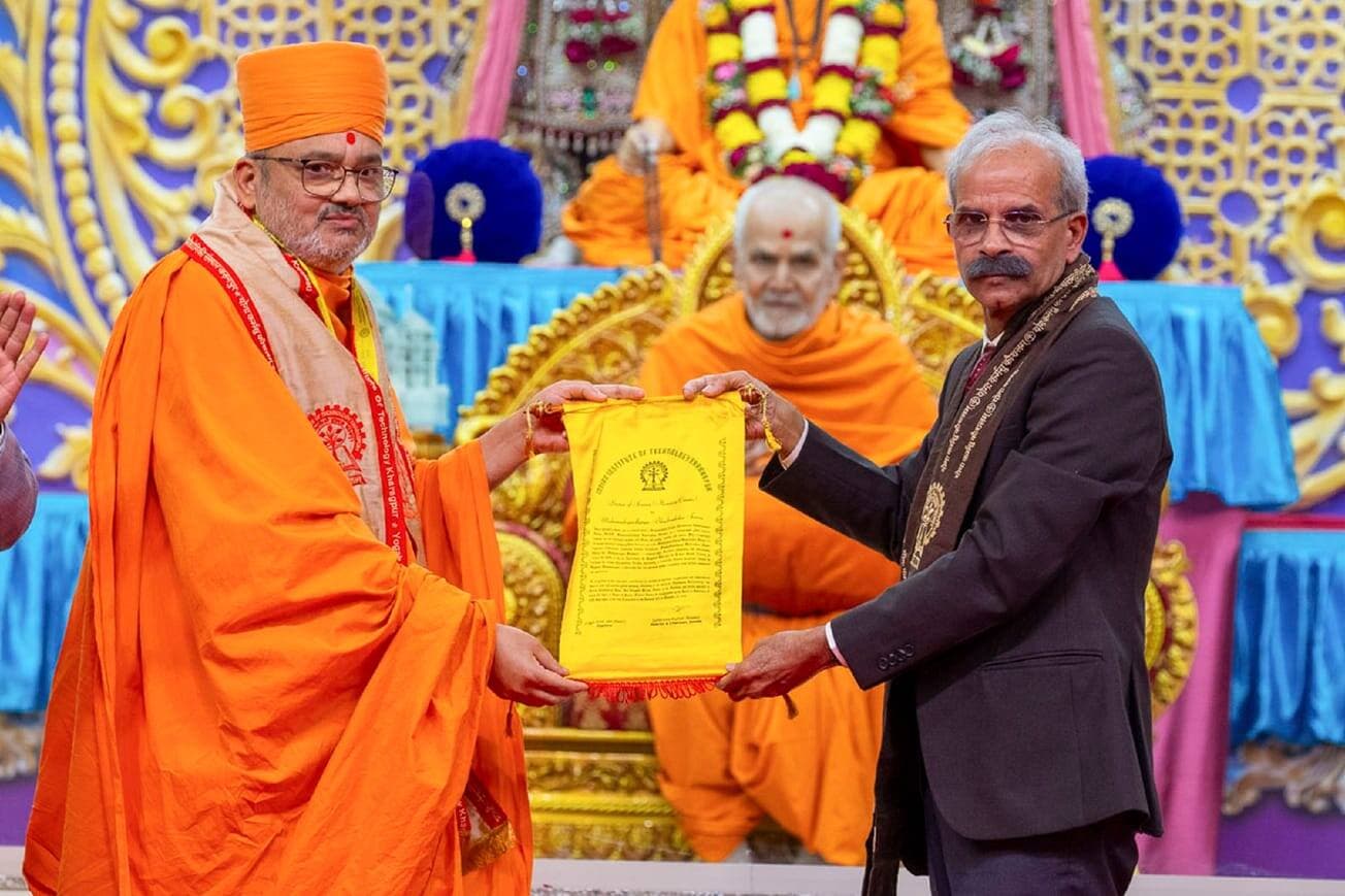 IIT खड़गपुर के 69वें दीक्षांत समारोह के एक हिस्से के रूप में समारोह आयोजित किया गया। Image : BAPS