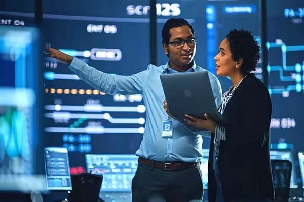 क्लाउड पर केंद्रित है SAP-इन्फोसिस सहयोग।
