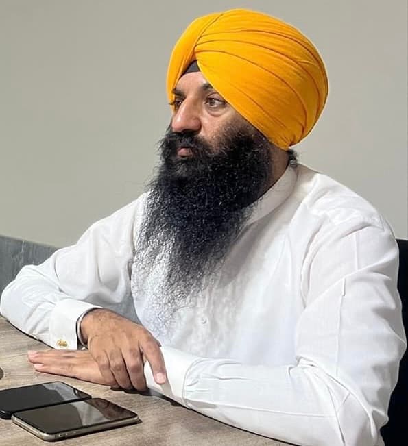  ਪਾਕਿਸਤਾਨ ਦੇ ਨਾਰੋਵਾਲ ਤੋਂ ਵਿਧਾਇਕ ਰਮੇਸ਼ ਸਿੰਘ ਅਰੋੜਾ