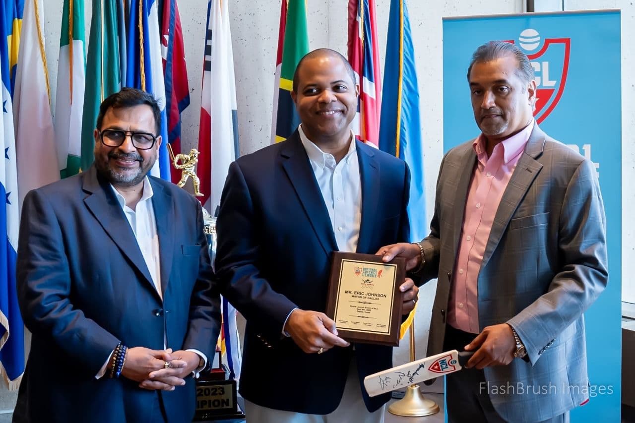 Arun Agarwal, Mayor Eric Johnson and Azhar Qasmi