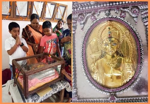 સોનાની રામાયણ અને દર્શન કરી રહેલ ભક્તો