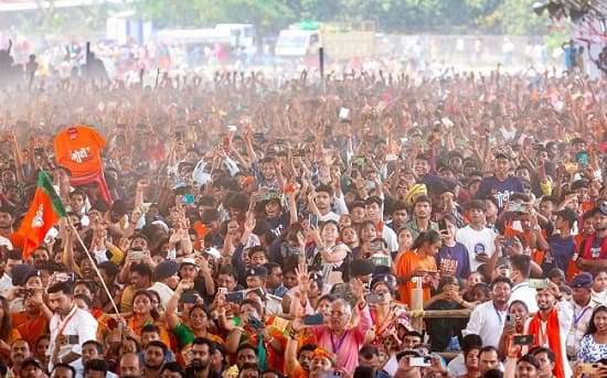 ચૂંટણી પ્રચાર દરમ્યાનની એક તસ્વીર