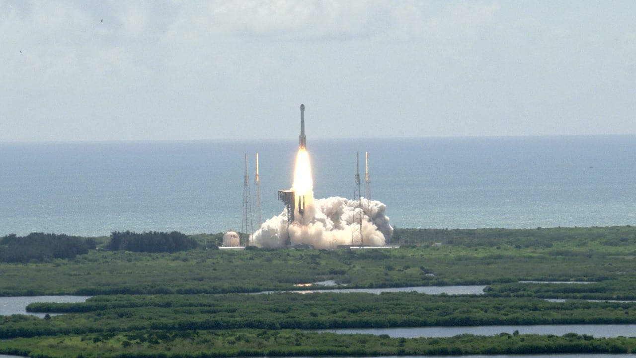 The crew abord the Starliner took off on June 5