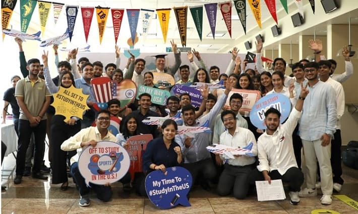 ભારતમાં U.S. મિશને સ્ટુડન્ટ વિઝાની વધતી માંગને સંબોધી