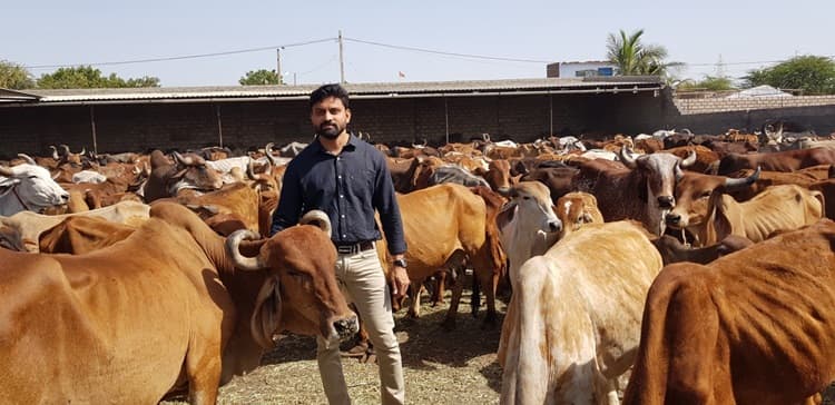 ગૌ આધારિત ઉત્પાદનો બનાવનાર અંકુર ધોળકિયા