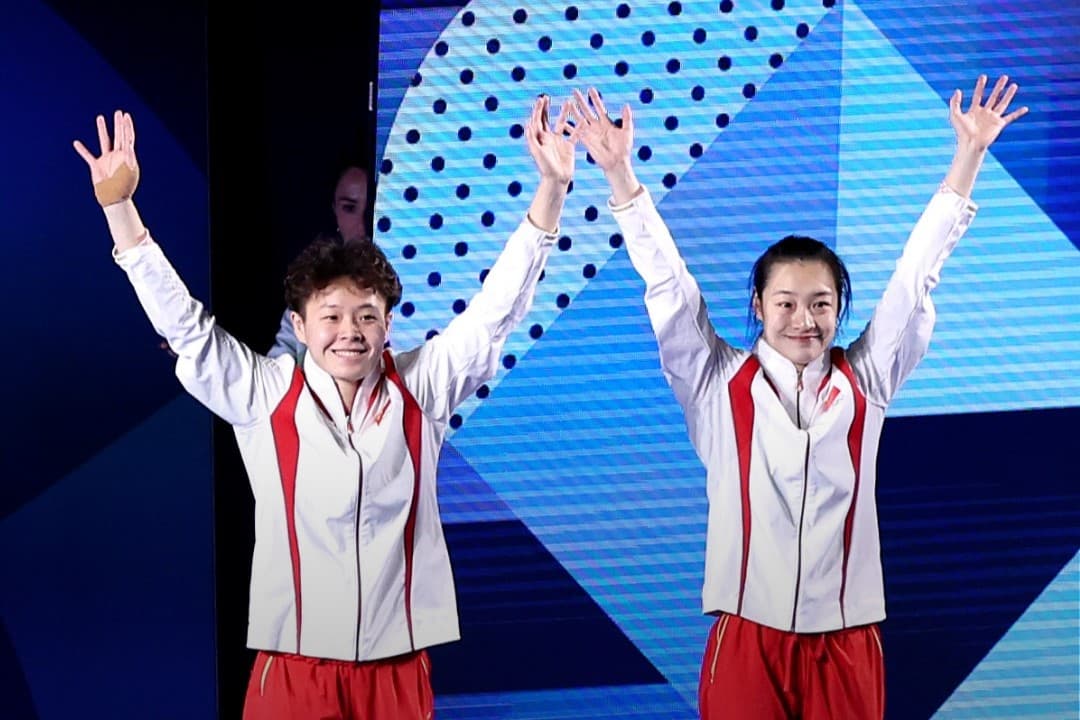 Chinese divers bag !st gold at the Paris Olympics.