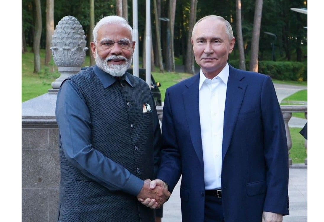 पीएम मोदी ने कुछ दिन पहले ही मॉस्को में रूसी राष्ट्रपति व्लादिमीर पुतिन से मुलाकात की थी।