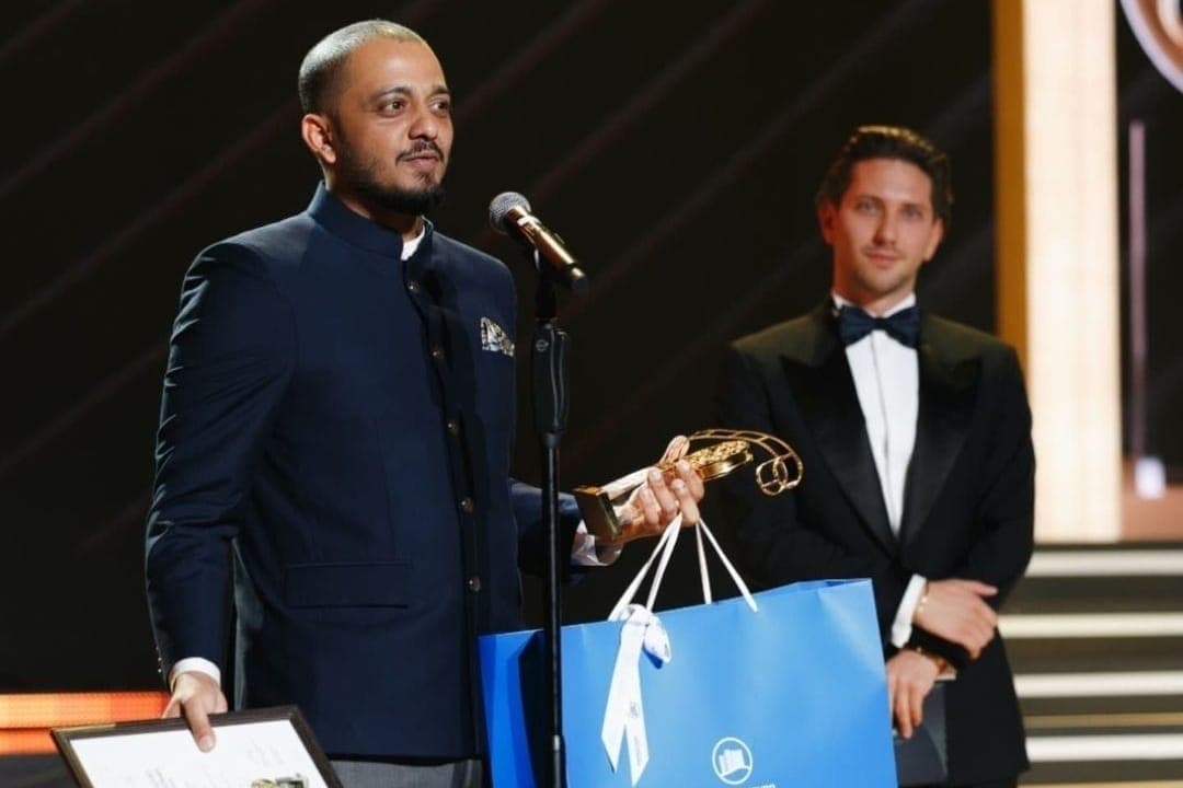Movie director Chidambaram accepted the award. 