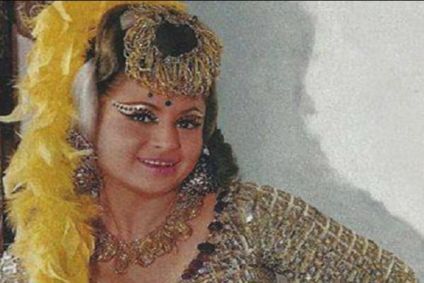 हेलेन ने शक्ति सामंत की हावड़ा ब्रिज में 'मेरा नाम चिन चिंचू..' के साथ अपनी पहचान बनाई। 