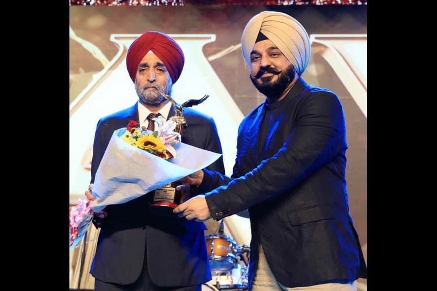 Onkar Singh recognized at Punjab Icon Awards 2025.