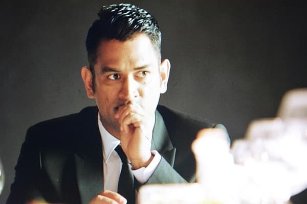 भारत के दिग्गज क्रिकेटर महेंद्र सिंह धोनी।