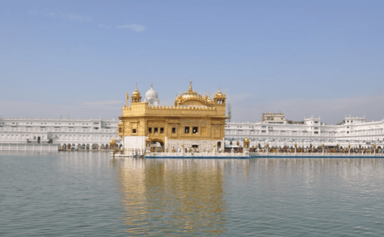 ਸੱਚਖੰਡ ਸ੍ਰੀ ਹਰਿਮੰਦਰ ਸਾਹਿਬ, ਸ੍ਰੀ ਅੰਮ੍ਰਿਤਸਰ