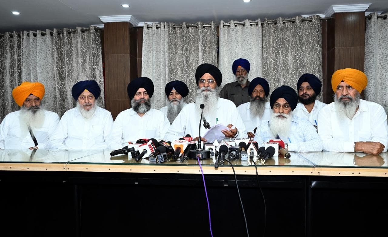 SGPC ਪ੍ਰਧਾਨ ਐਡਵੋਕੇਟ ਹਰਜਿੰਦਰ ਸਿੰਘ ਧਾਮੀ ਤੇ ਹੋਰ ਆਗੂ