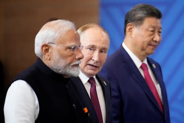 नरेंद्र मोदी, व्लादिमीर पुतिन और शी जिनपिंग