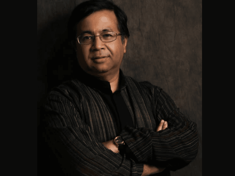  Sudipta Bhawmik 