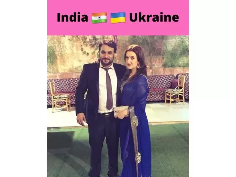 विक्टोरिया चक्रवर्ती और उनके पति