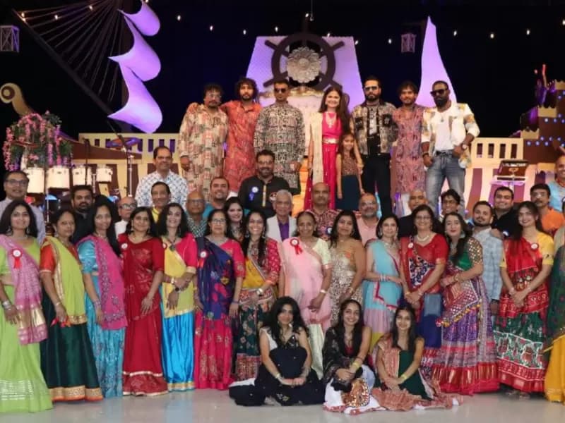 નવરાત્રિ ગરબા અને રાસ કાર્યક્રમનું ભવ્ય આયોજન