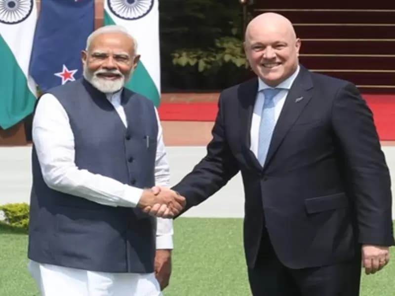 भारत के प्रधानमंत्री नरेंद्र मोदी और न्यूजीलैंड के प्रधानमंत्री क्रिस्टोफर लस्कन