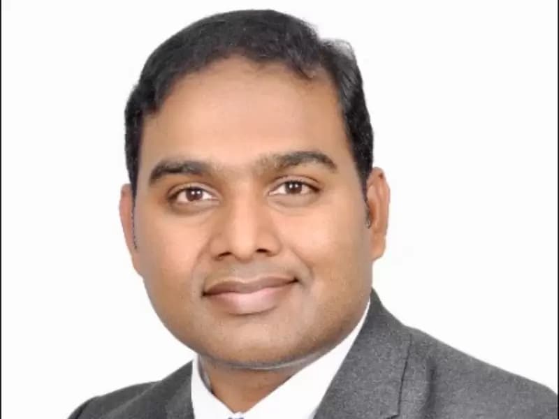 वकील चंद परवथानेनी