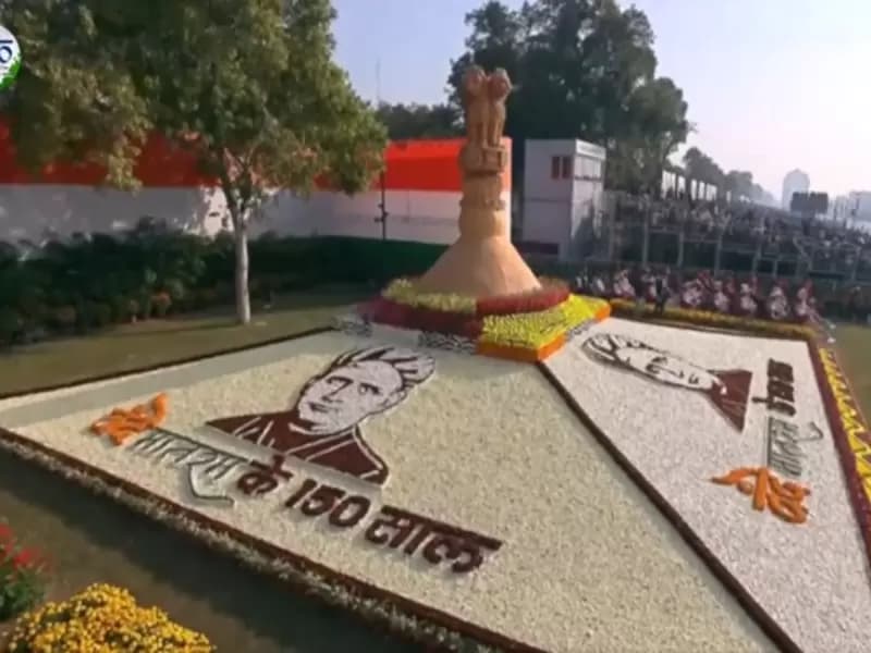 गणतंत्र दिवस समारोह 2026, राष्ट्रीय गीत 'वंदे मातरम' के 150 वर्ष पूरे होने, भारत की सैन्य शक्ति और सांस्कृतिक विविधता का अनूठा संगम है।