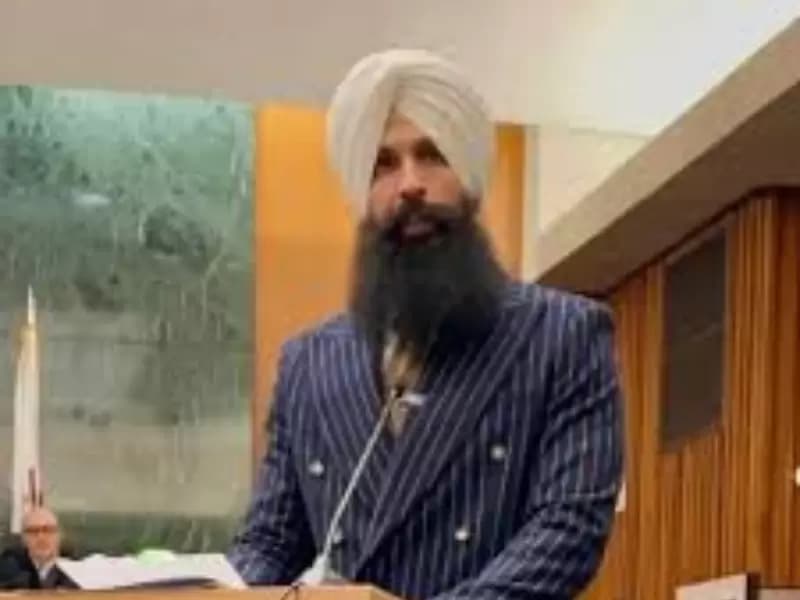  कैलिफोर्निया की केर्न काउंटी में पहले सिख कार्यवाहक न्यायाधीश ने शपथ ली
