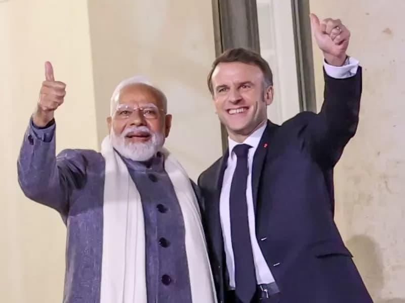 भारत के प्रधानमंत्री नरेंद्र मोदी और फ्रांस के राष्ट्रपति इमैनुएल मैक्रों।