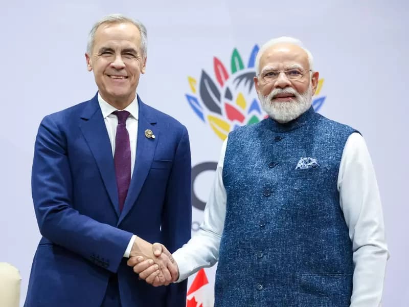 कार्नी और पीएम मोदी...