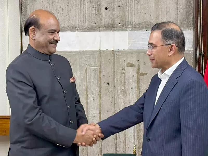 बांग्लादेश पीएम तारिक रहमान और भारत के लोकसभा अध्यक्ष ओम बिरला