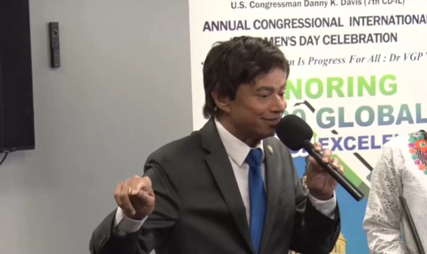 The event featured remarks from members of Congress including Rep. Danny K. Davis, Rep. Raja Krishnamoorthi and Rep. Shri Thanedar, alongside interfaith prayers, award presentations and speeches from honorees.