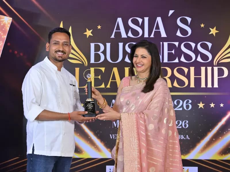 Chef Bobby Sajwan receiving the award