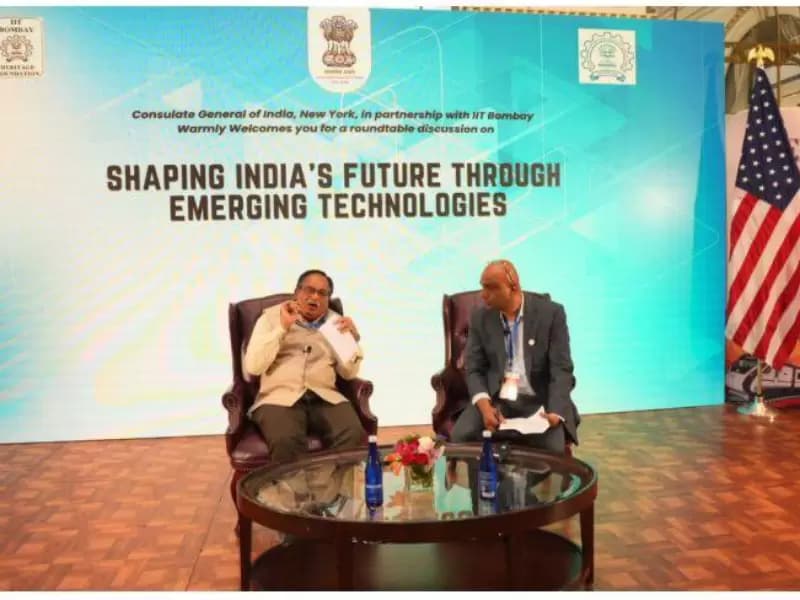 Prof. Shireesh Kedare speaking at the event