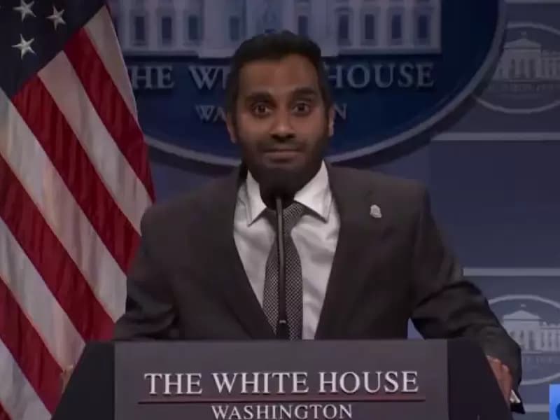 SNL ના એપિસોડમાં અઝીઝ અંસારી