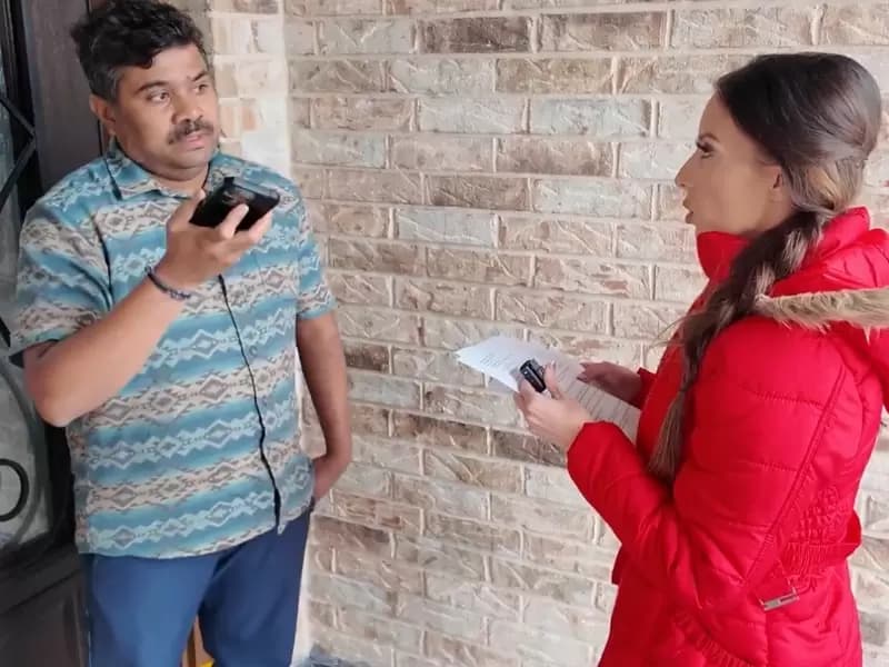नागार्जुन रेड्डीसाकम और सारा गोंजालेस।