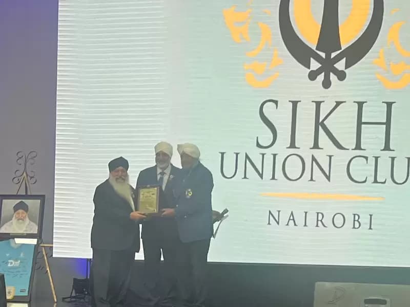 Avtar Singh Tari being facilitated in the ceremony.