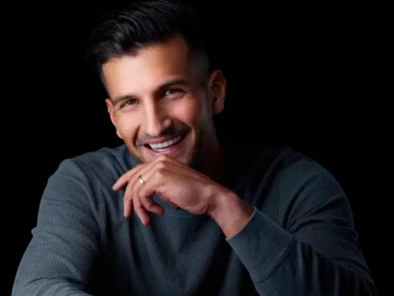 Sahil Bloom