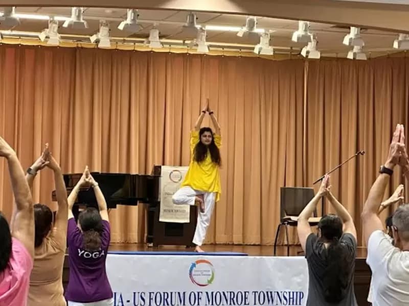 Nidhi Pandya performing yoga.