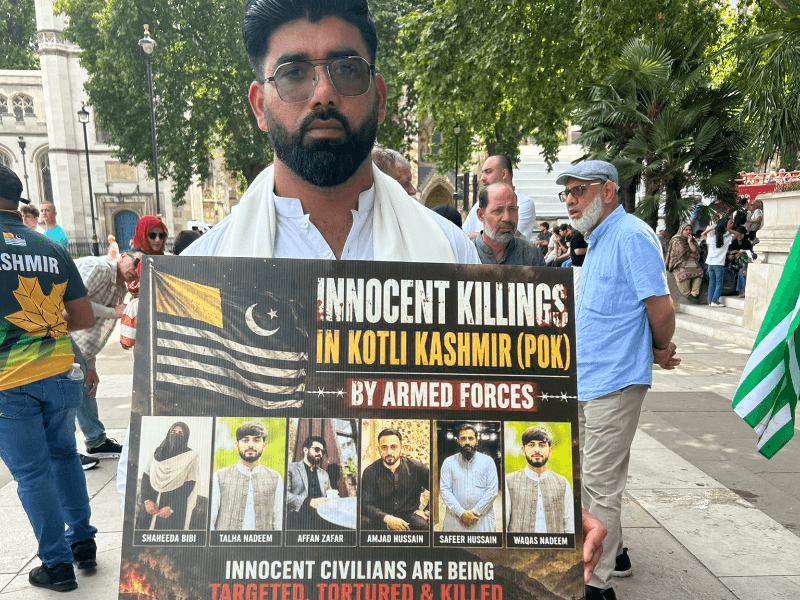 PoK atrocities: Kashmiri diaspora holds protests against Pakistan in London   