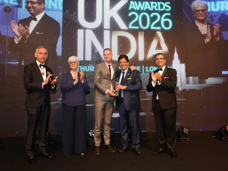 Goyal receiving the award 