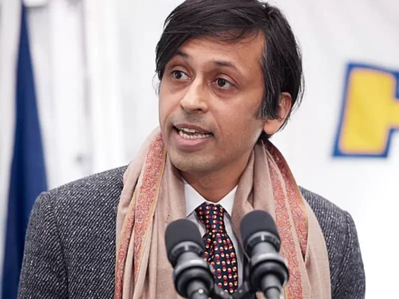 Nikhil Saval