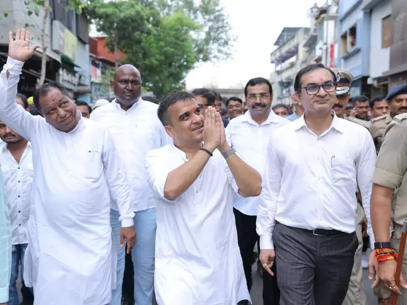 હર્ષ સંઘવીએ મહાઆરતી બાદ રથયાત્રા રૂટનું નિરીક્ષણ કર્યું