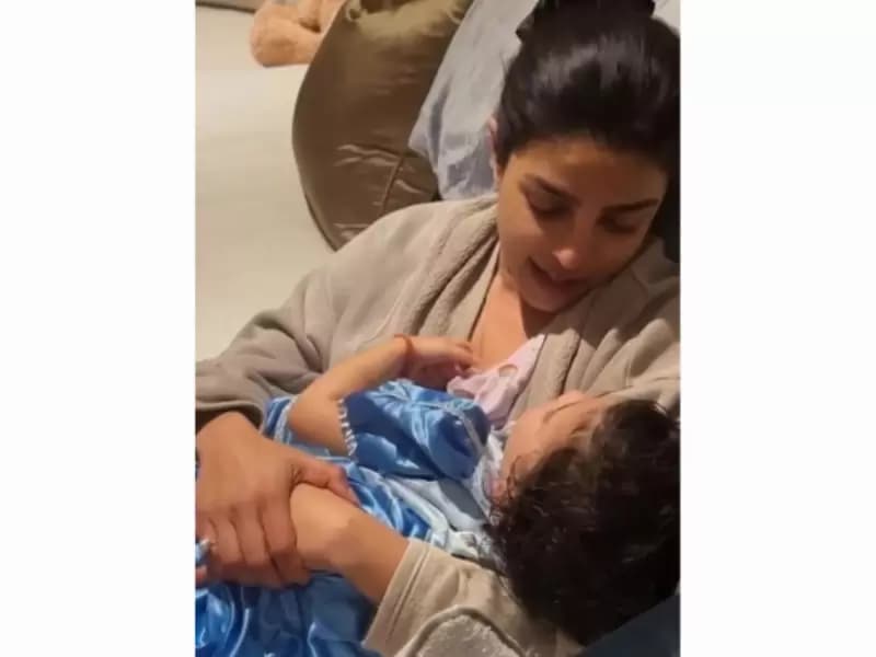 Priyanka Chopra with her daughter 