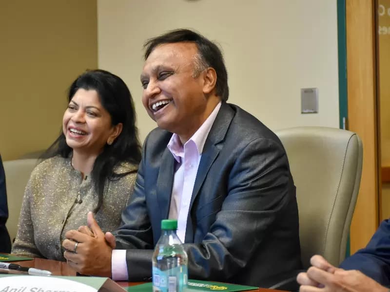 Anupama and Anil Sharma meet with Costello College of Business leaders to discuss their vision for the Center for Innovation and Entrepreneurship that will bear their names. 