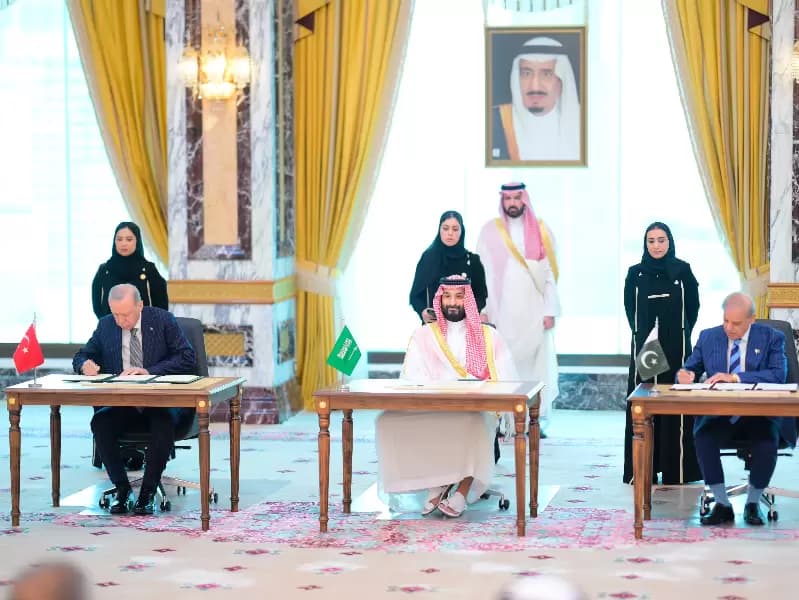Signing of the Makkah Joint Defence Agreement