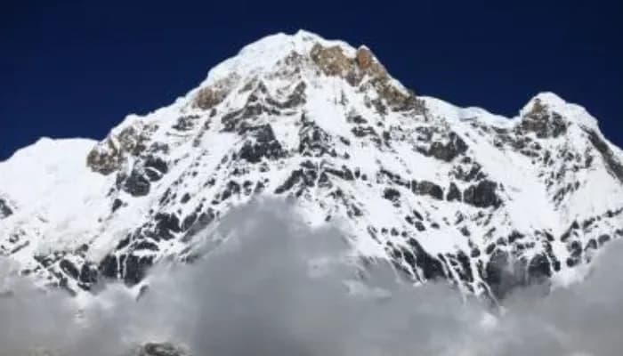 Several missing after avalanche hits Himlung base camp in Nepal 