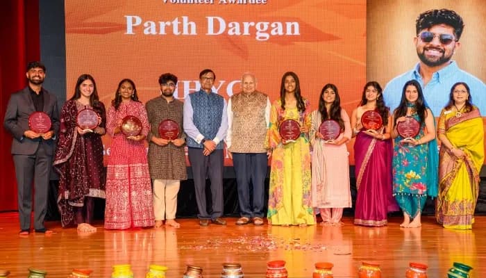 Hindu Youth Awards honor eight young leaders at Hindus of Greater Houston gala