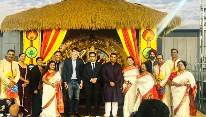 Manteca Durga Puja opens with Maa Durga unveiling, Dandiya extravaganza