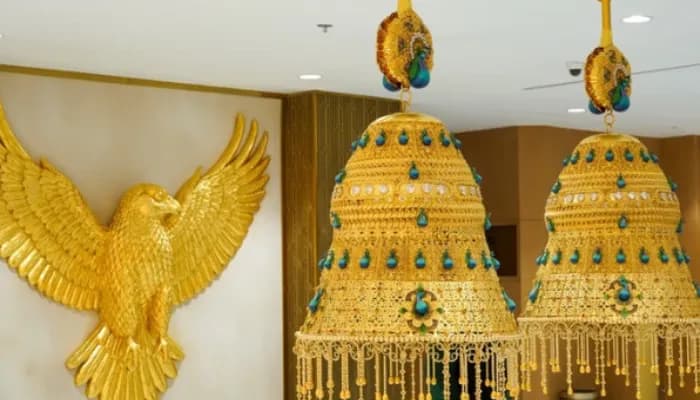 Jhumkas at display