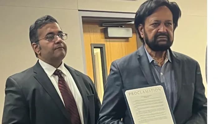 Fremont Mayor Raj Salwan left with Dr Japra.