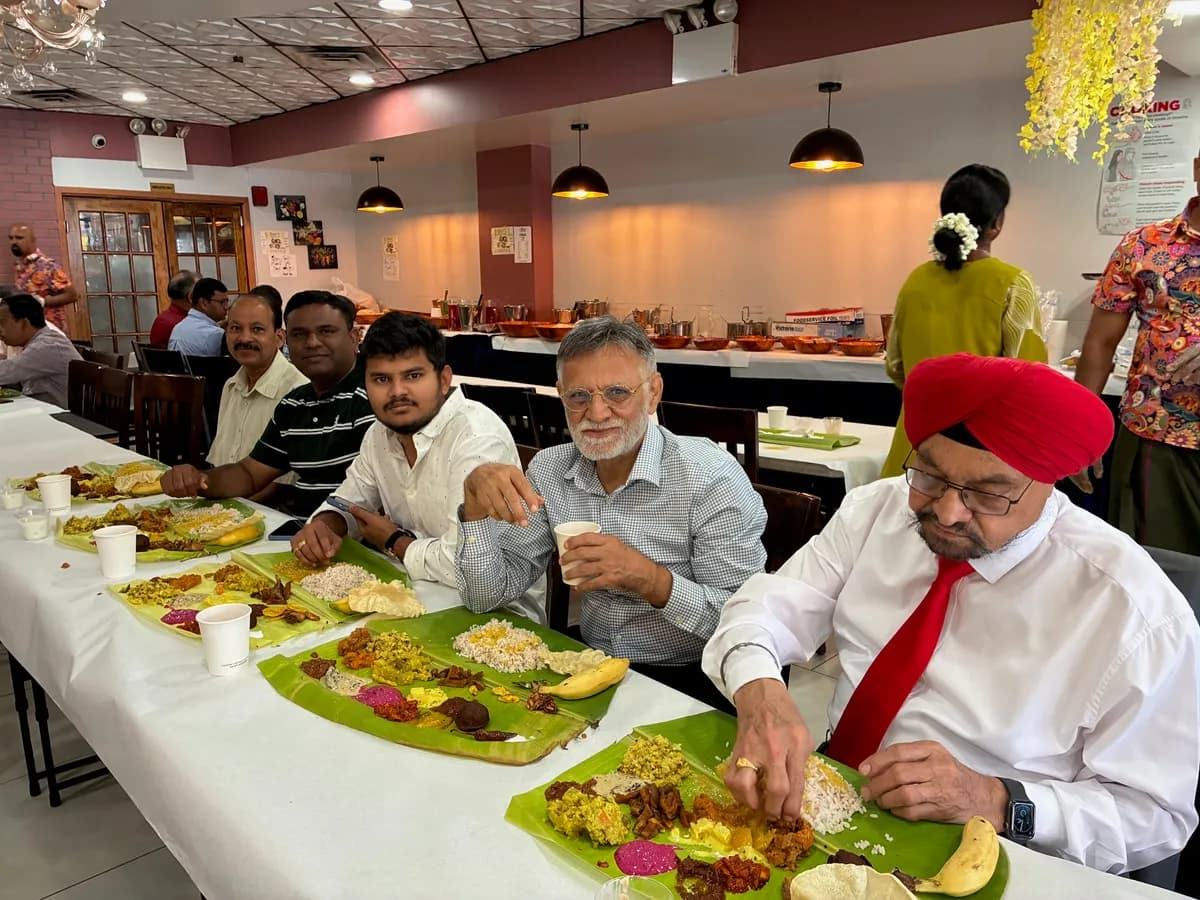 બેલરોઝના દિલબર રેસ્ટોરાં ખાતે ઓણમની ઉજવણી