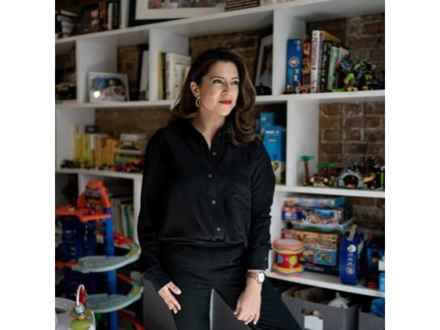 Illinois-born Saujani hails from a Gujarati Indian family settled in Chicago.